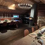 Casa de Férias Rudland Gard - Unik Gardsovernatting I Stabbur Fra 1750 *